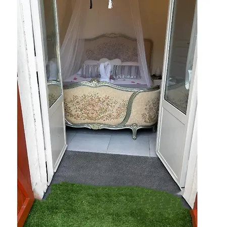 Проживання в сім'ї Avec Jacuzzi Y Piscina