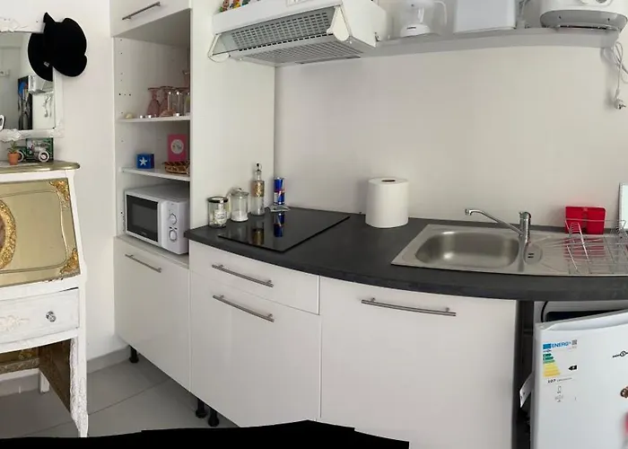 Kwatera prywatna Avec Jacuzzi Y Piscina *