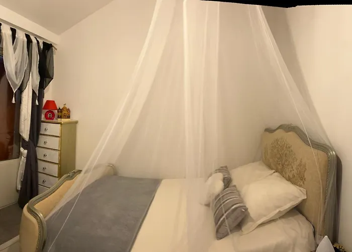 Avec Jacuzzi Y Piscina Kwatera prywatna *